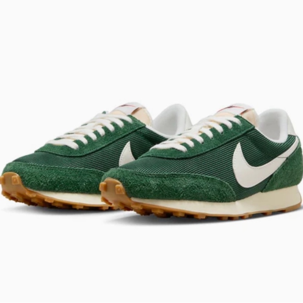 ✨SOLD✨D’Break Vintage NIKE sneakers